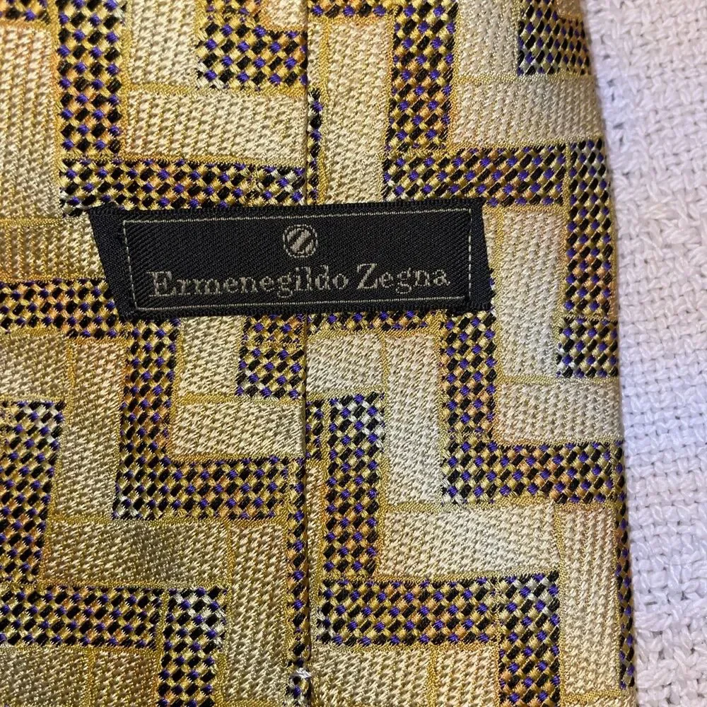 Ermenegildo Zegna Men’s Dress Tie Size 57” 3.75” Gold Geometric Business Formal